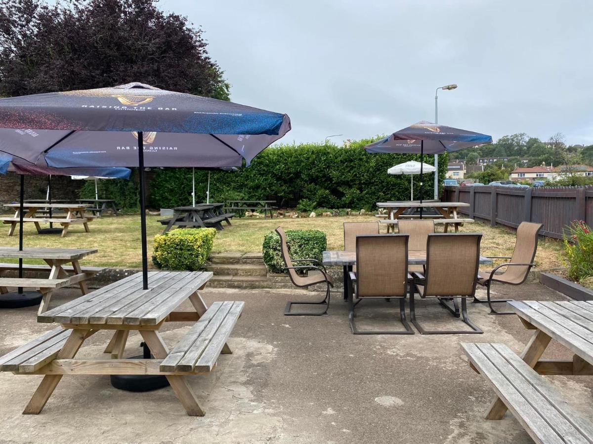 The Poacher Pub Portishead Exterior foto